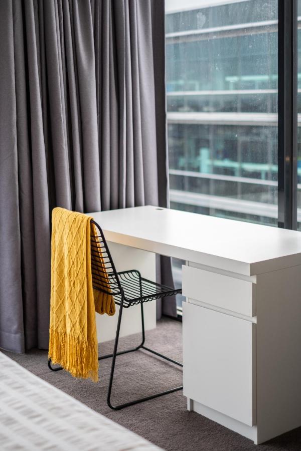 Mega Style Apartments Capri Мелбърн Екстериор снимка