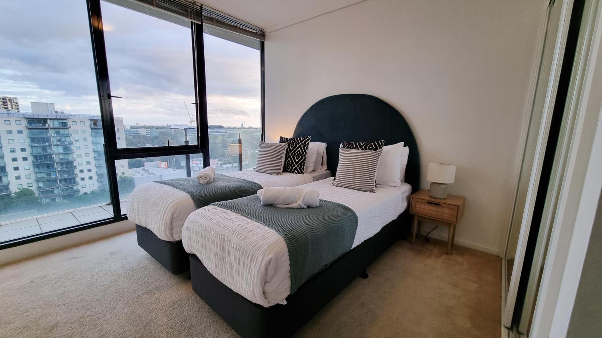 Mega Style Apartments Capri Мелбърн Екстериор снимка